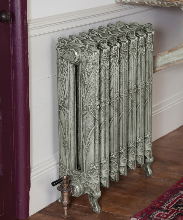 Dragonfly 790 Two-Column Cast Iron Radiator, 3 Sections, 790x 289mm